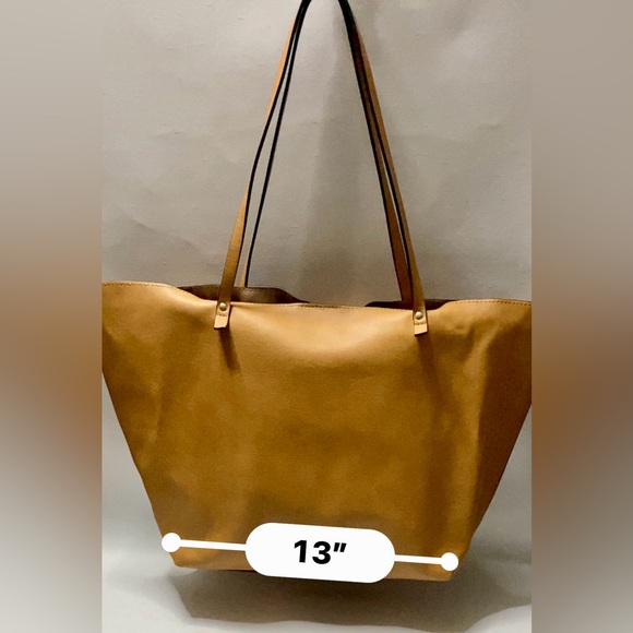 ✨Neiman Marcus, large leather bag✨#MARCUS - Picture 10 of 16